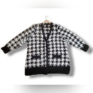 Isaac Mizrahi Live Houndstooth Button Up Cardigan Womens Size 2X SOFT